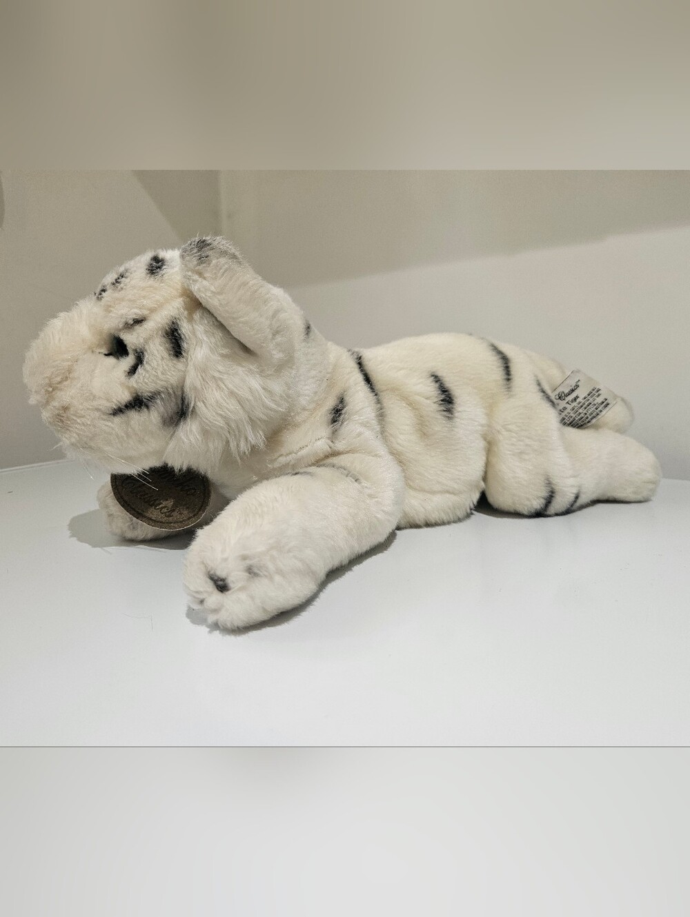Yomiko Classics White Tiger Plush